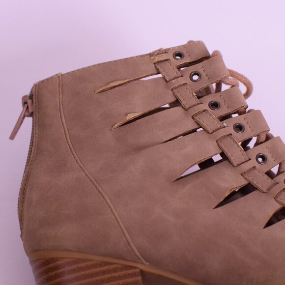 Rampage Women's Chunky Block Heel Lace Up Open Toe Gladiator Sandals - Size 8.5M - Picture 8 of 10